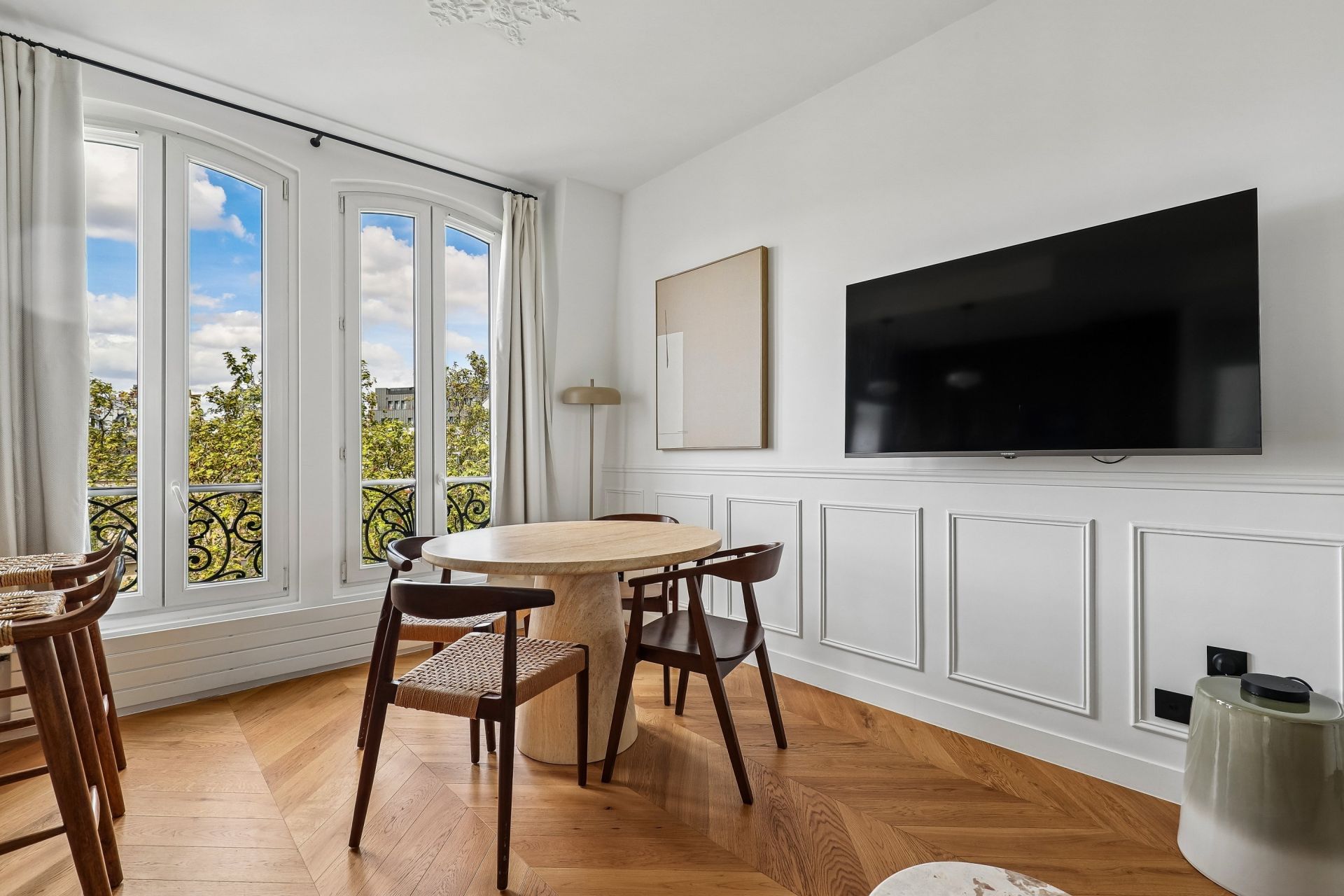 luxury apartment 2 Rooms for sale on PARIS (75017)