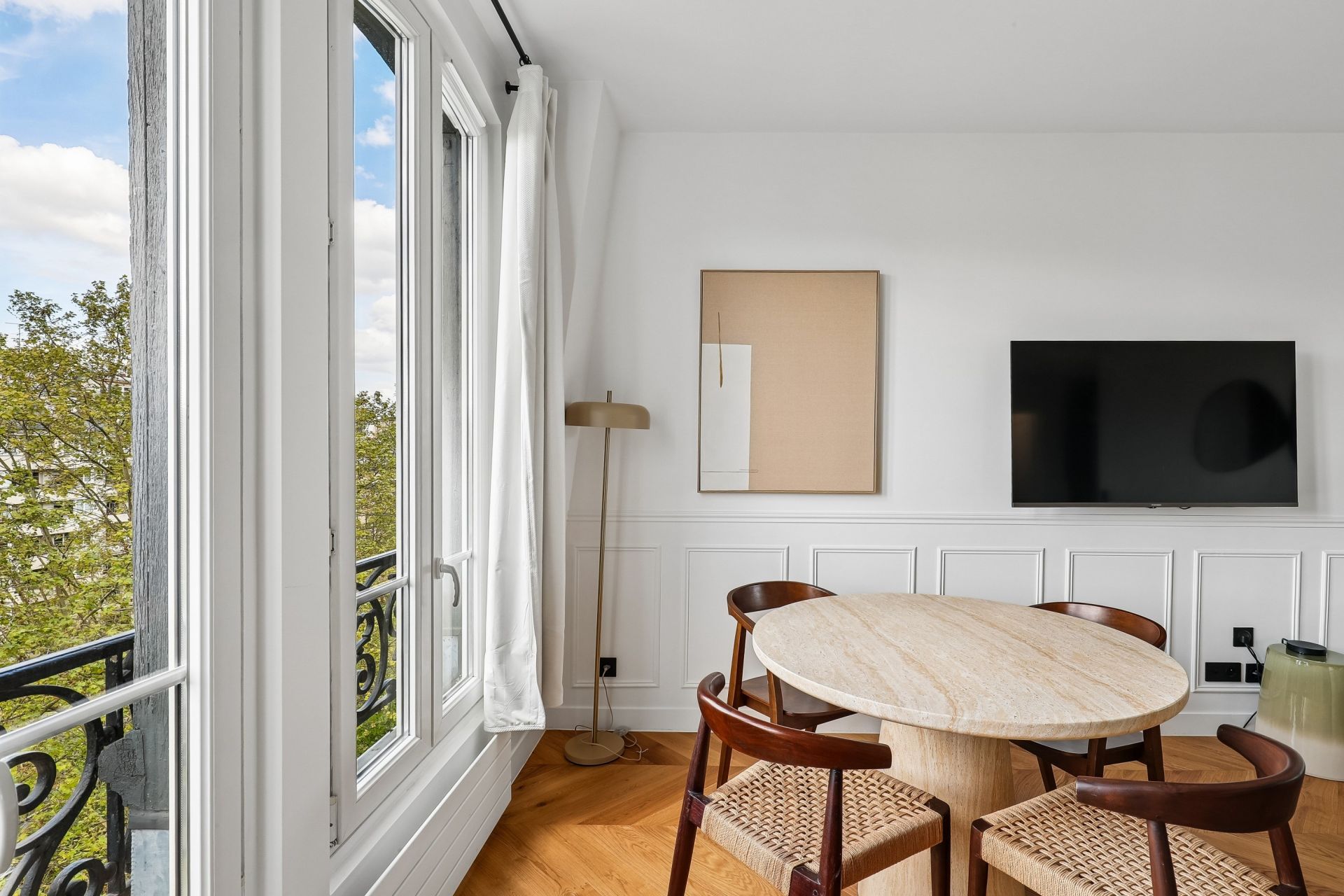 luxury apartment 2 Rooms for sale on PARIS (75017)