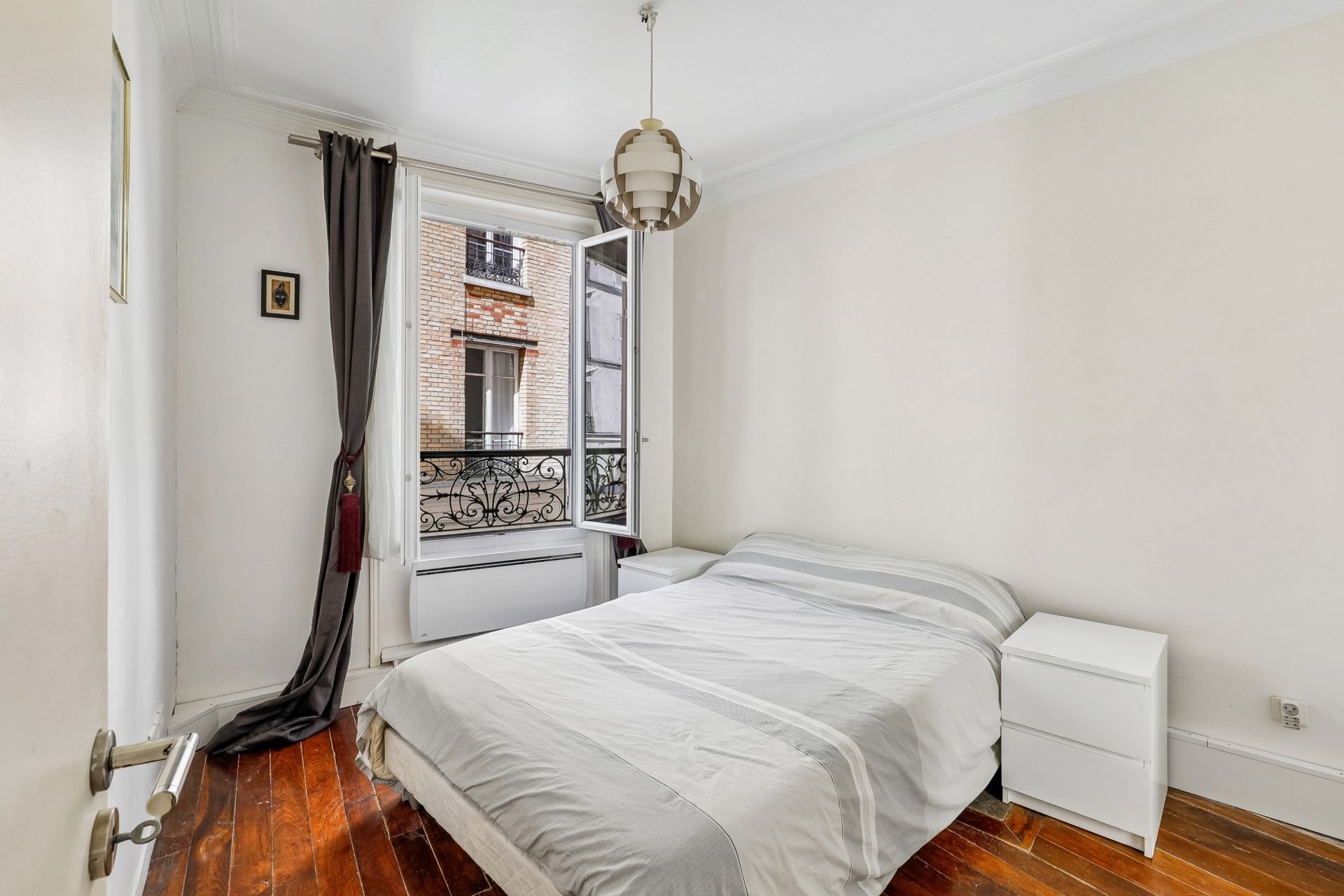 luxury apartment 2 Rooms for sale on PARIS (75017)