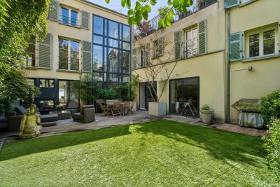 Sale Luxury house Puteaux 11&nbsp;Rooms 384.6&nbsp;m²