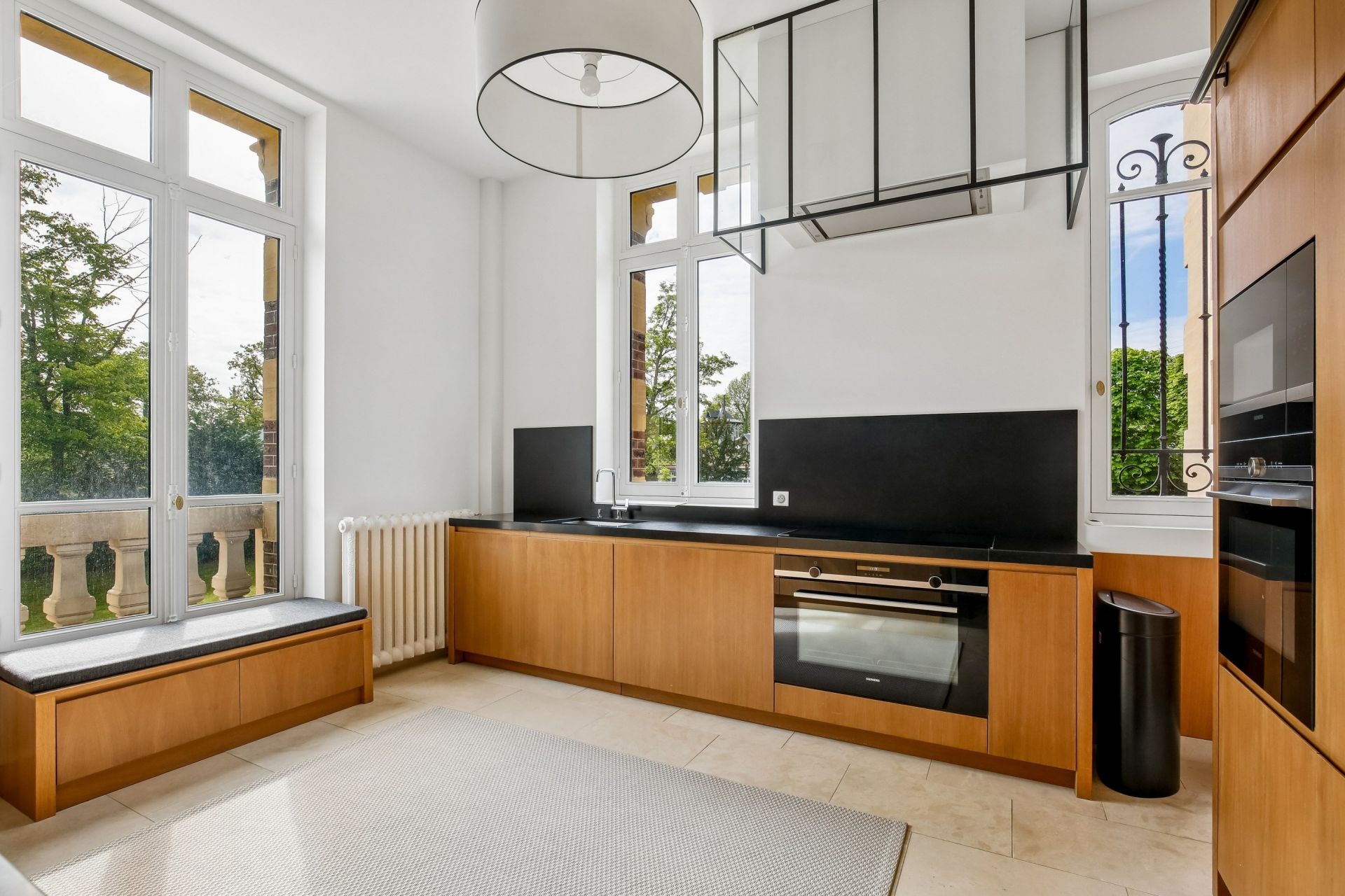 castle 18 Rooms for sale on LE VESINET (78110)