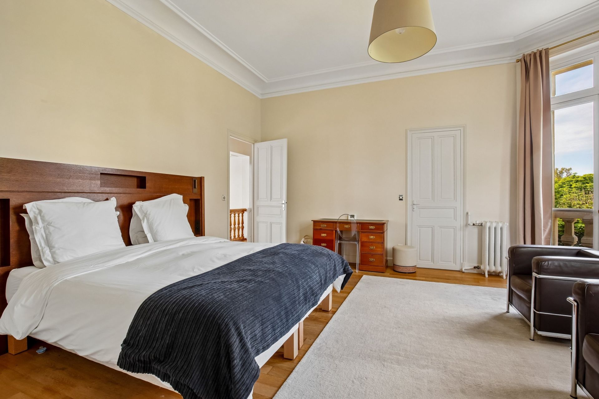 castle 18 Rooms for sale on LE VESINET (78110)