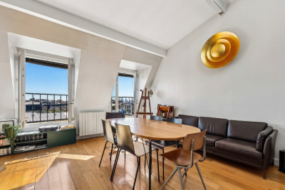Sale Luxury apartment Paris 3 2&nbsp;Rooms 65.78&nbsp;m²