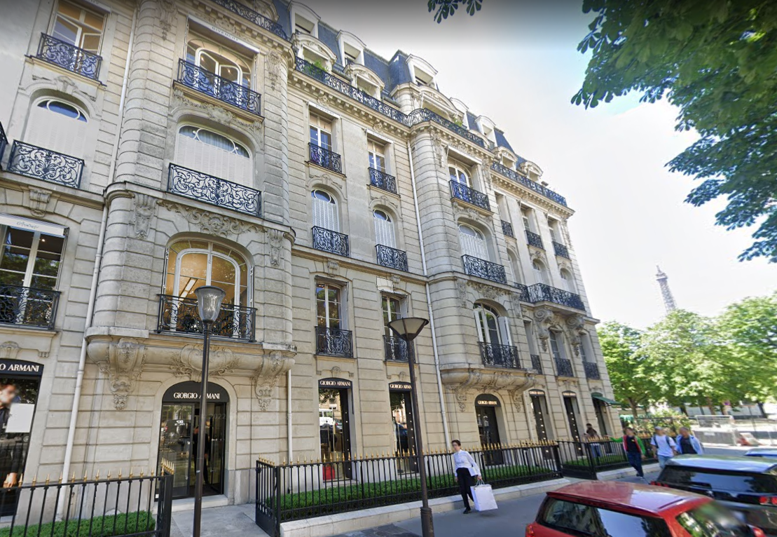 business premises for sale on PARIS (75008)