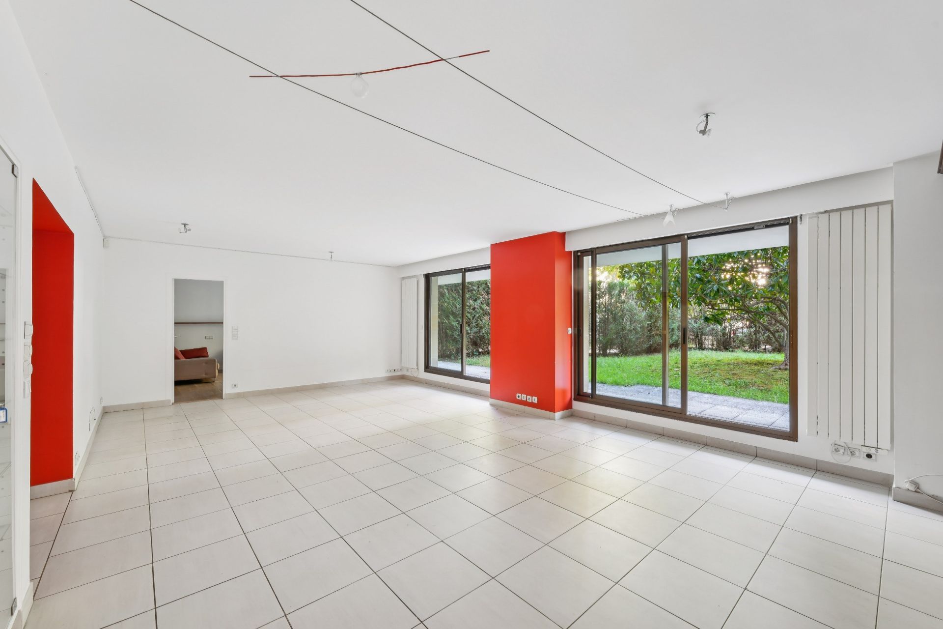 luxury apartment 6 Rooms for sale on NEUILLY SUR SEINE (92200)