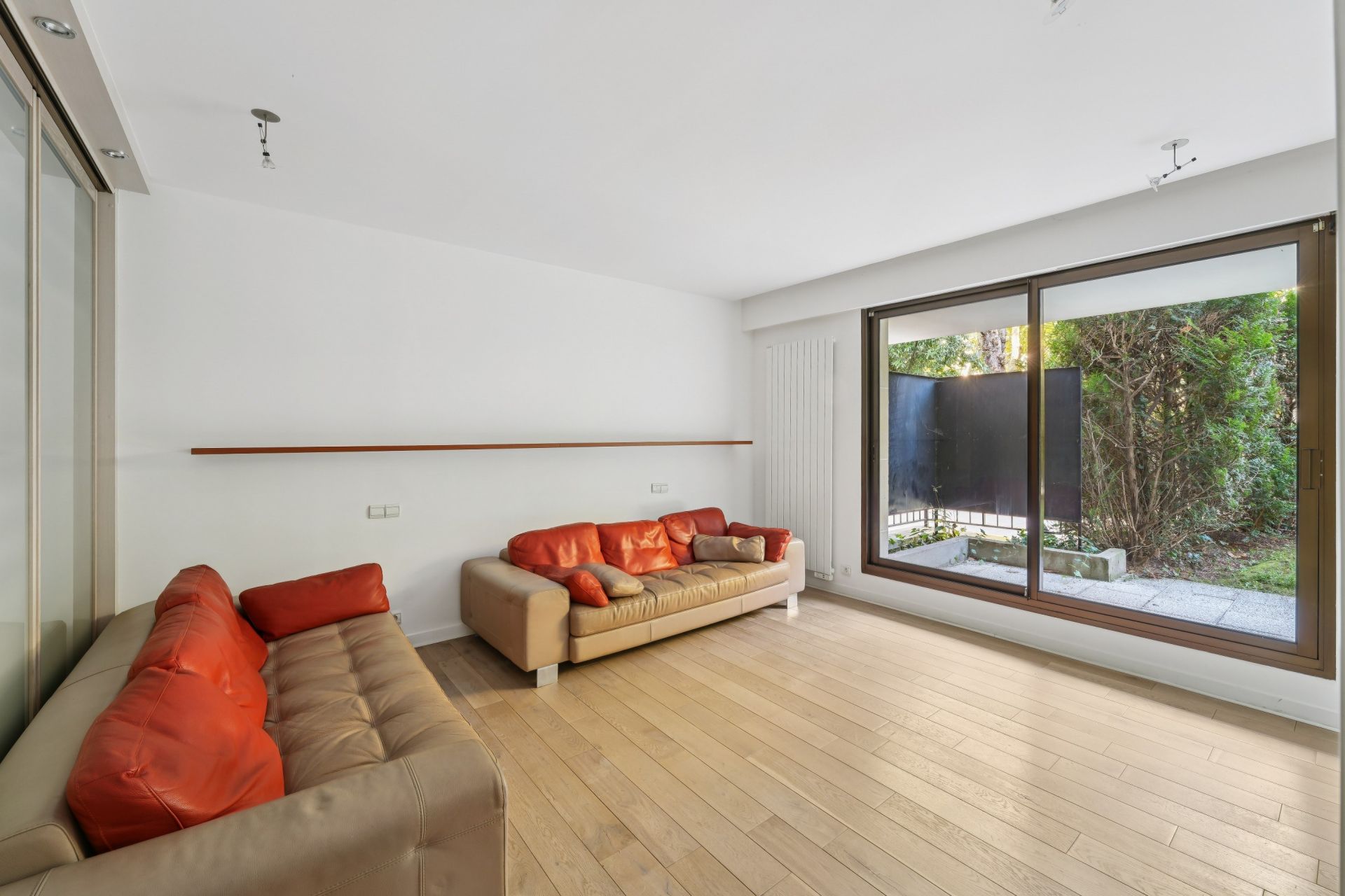 luxury apartment 6 Rooms for sale on NEUILLY SUR SEINE (92200)