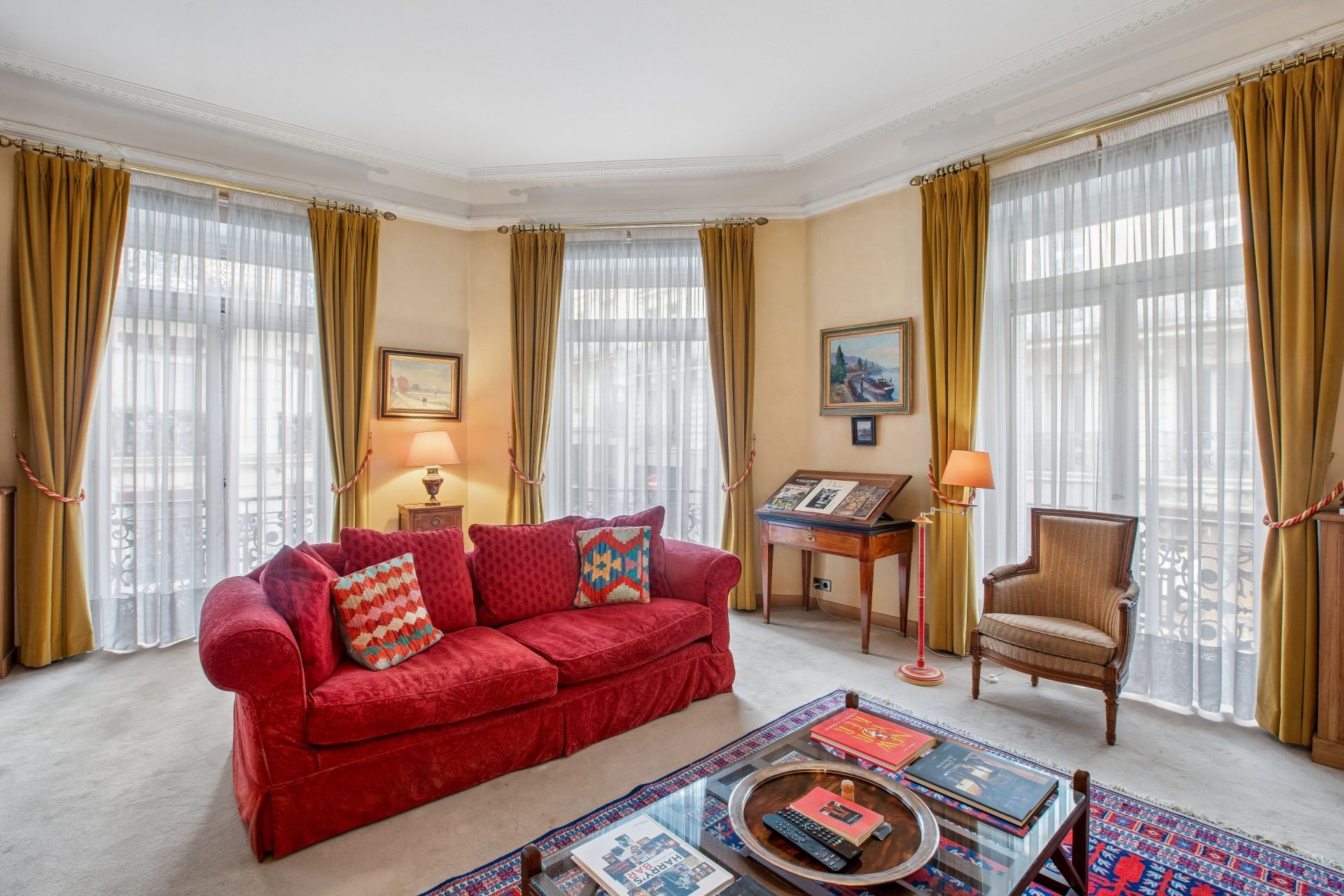 luxury apartment 5 Rooms for sale on PARIS (75008)