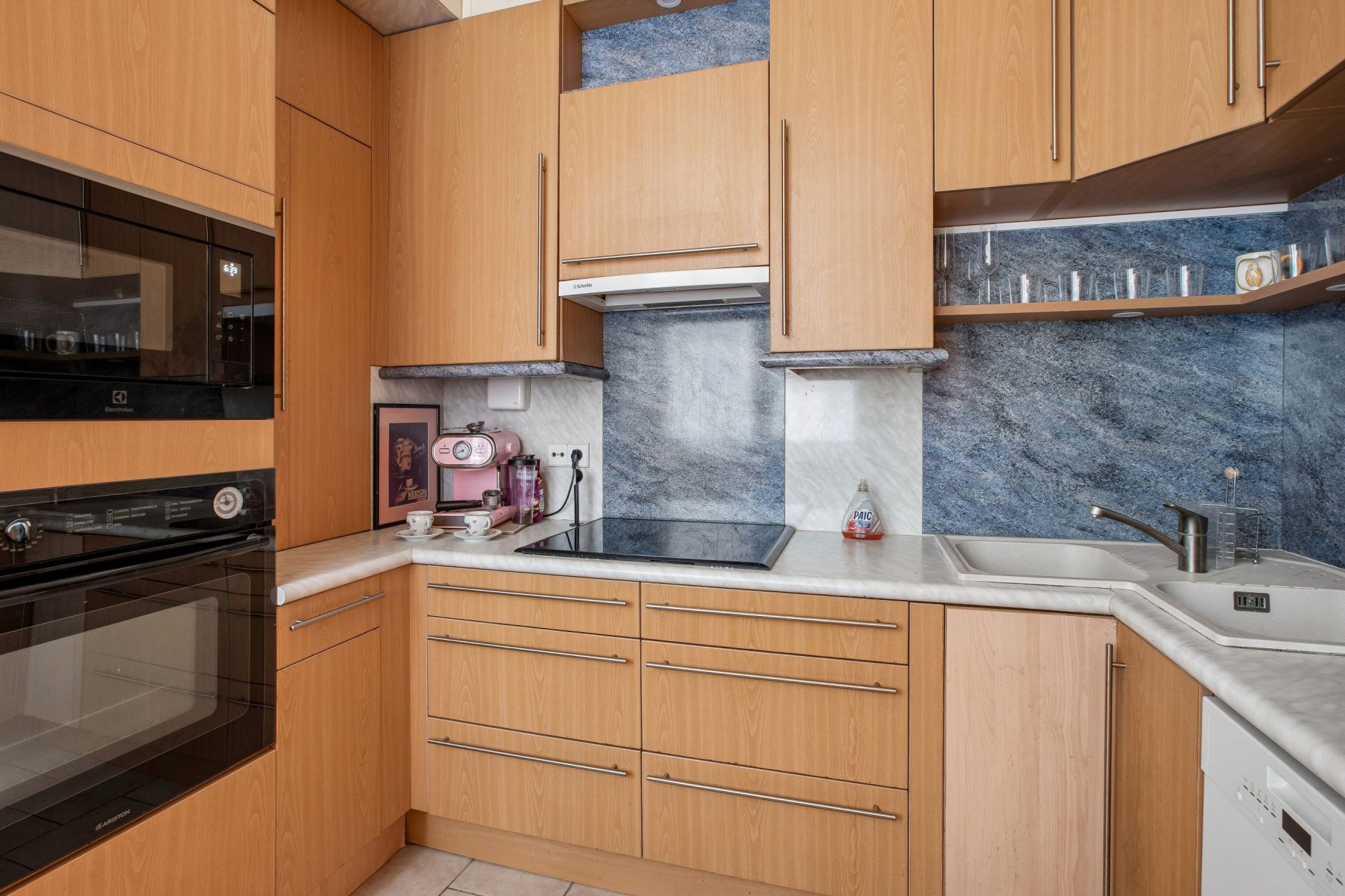 luxury apartment 5 Rooms for sale on PARIS (75008)