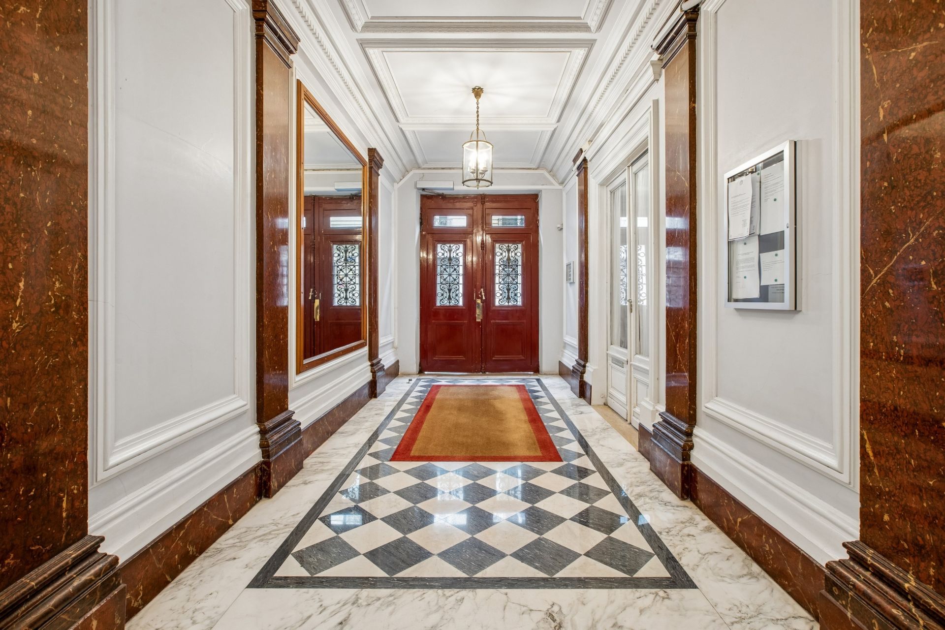 luxury apartment 5 Rooms for sale on PARIS (75008)