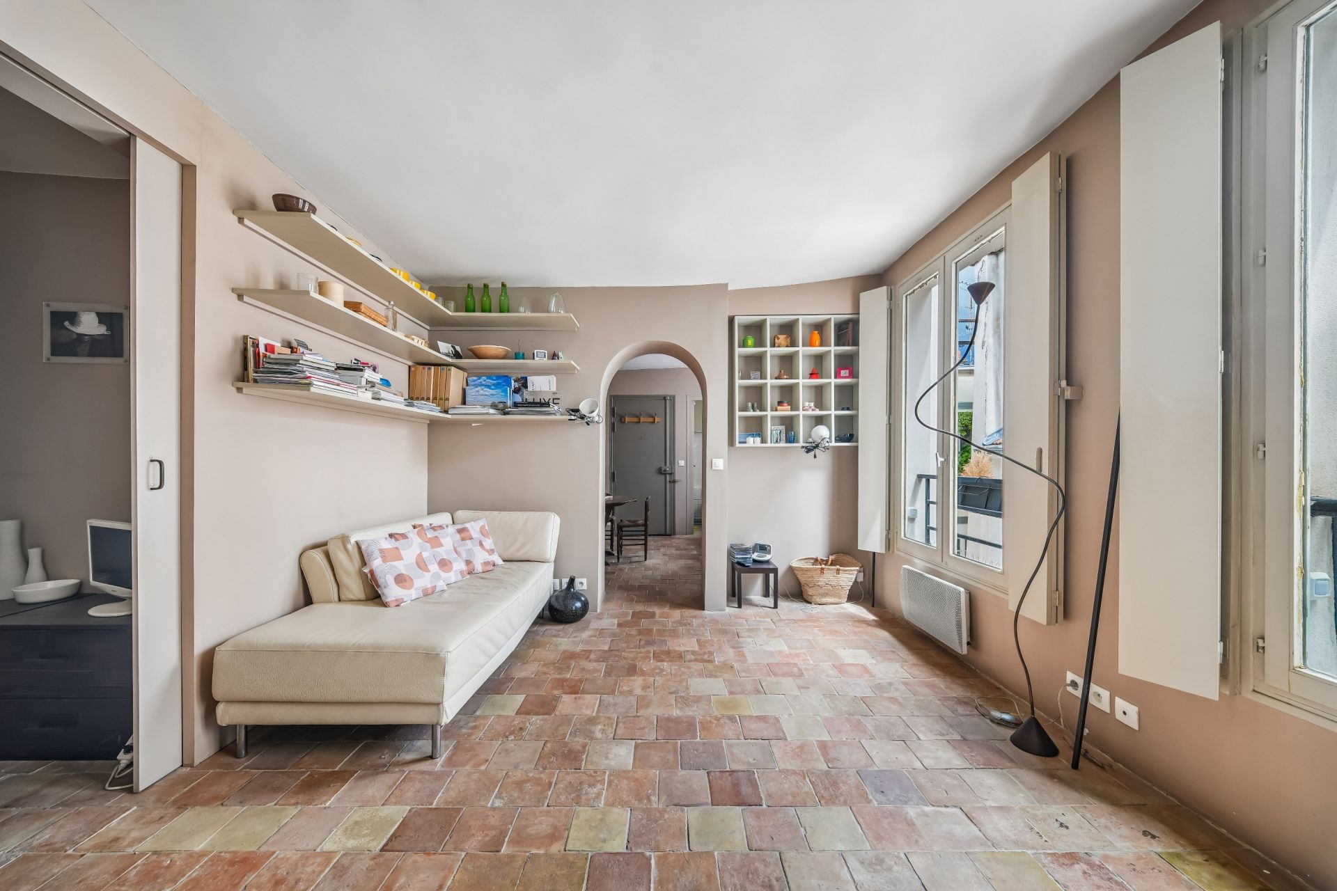 luxury apartment 1 room for sale on PARIS (75003)