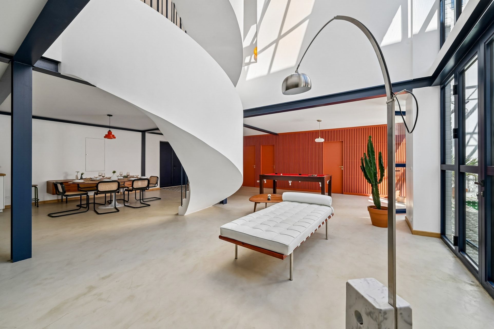 luxury house 7 Rooms for sale on BOULOGNE BILLANCOURT (92100)