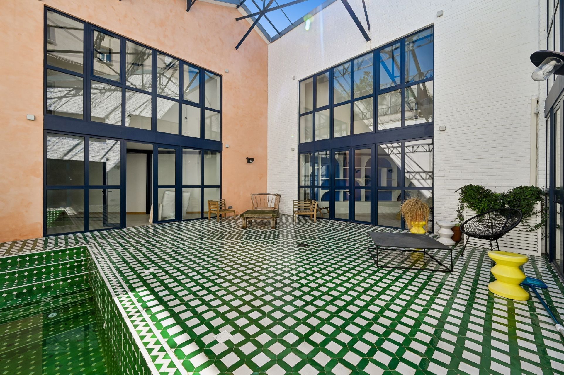 luxury house 7 Rooms for sale on BOULOGNE BILLANCOURT (92100)