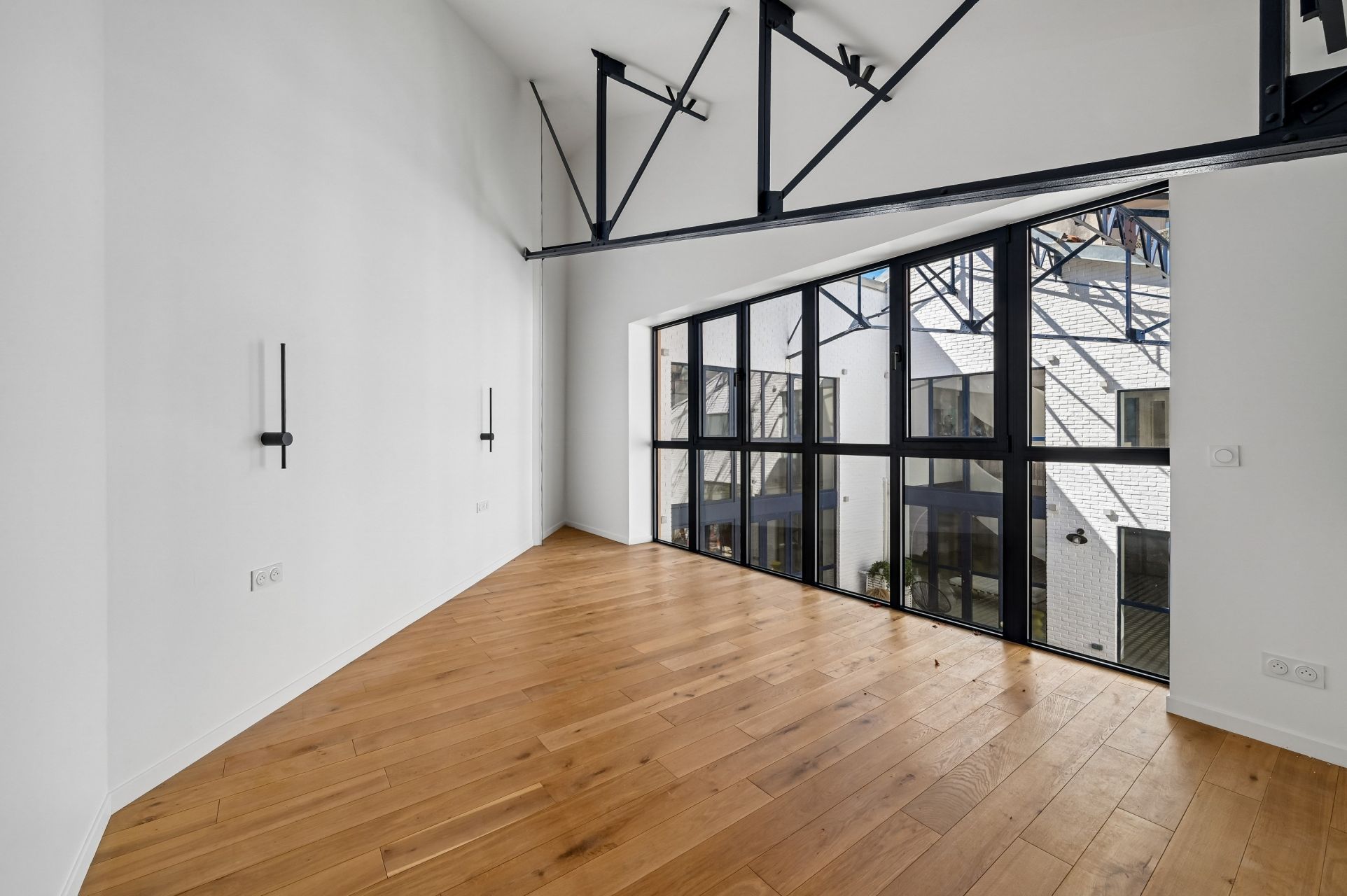 luxury house 7 Rooms for sale on BOULOGNE BILLANCOURT (92100)