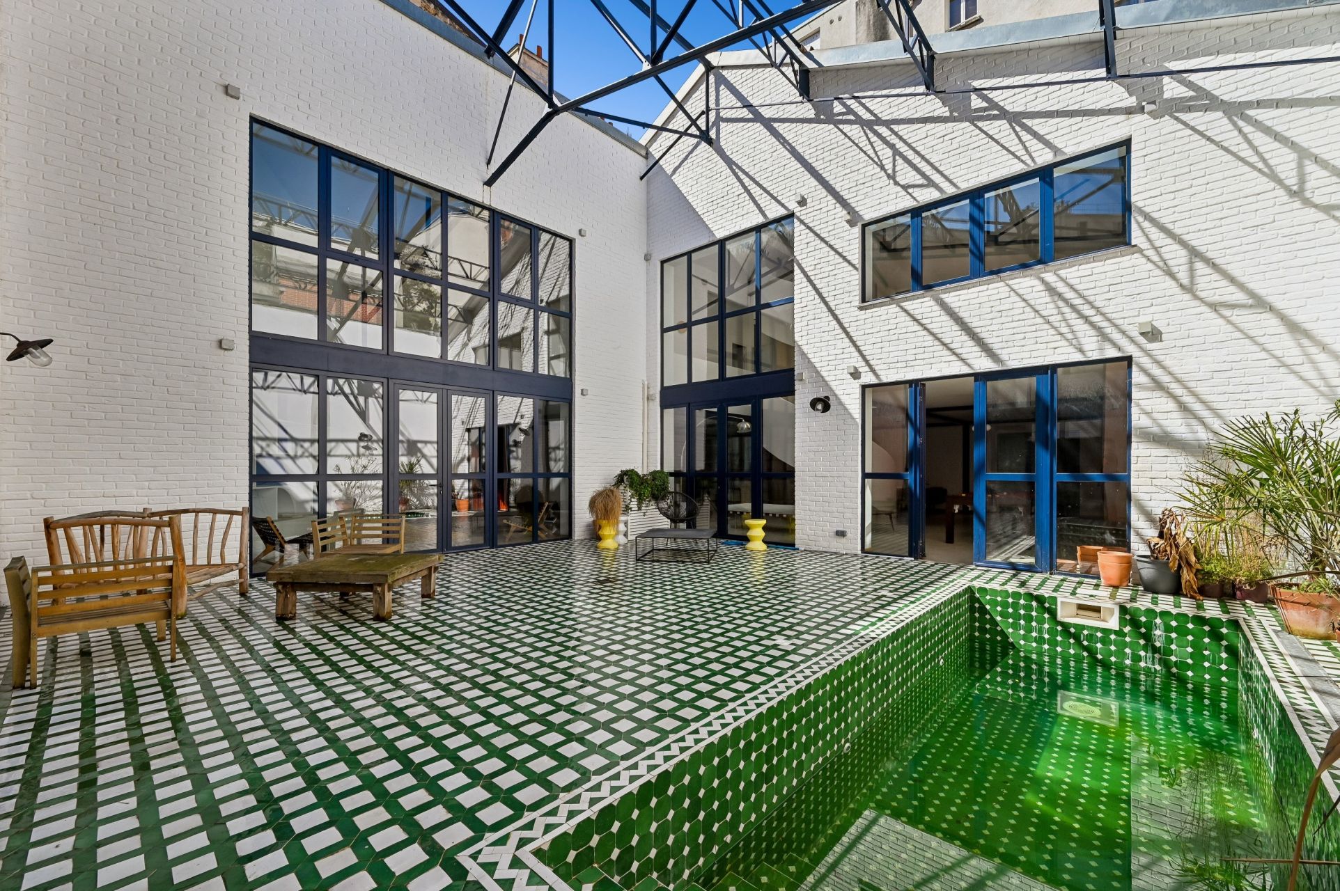 luxury house 7 Rooms for sale on BOULOGNE BILLANCOURT (92100)