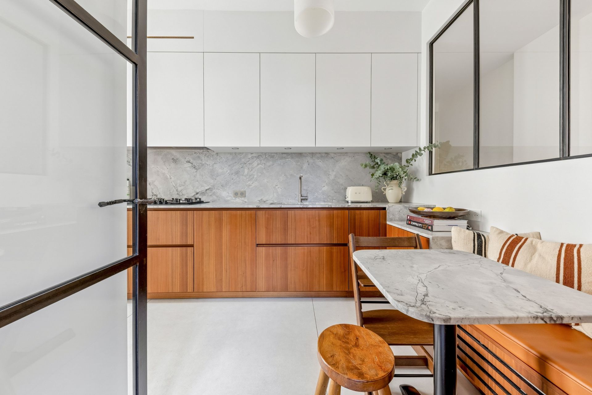 luxury apartment 5 Rooms for sale on PARIS (75003)