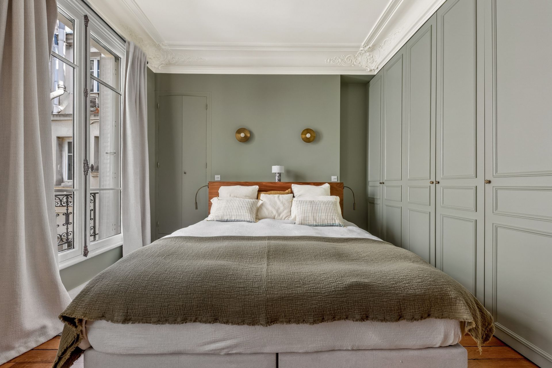 luxury apartment 5 Rooms for sale on PARIS (75003)