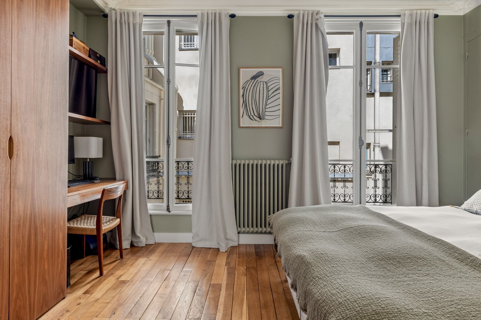 luxury apartment 5 Rooms for sale on PARIS (75003)