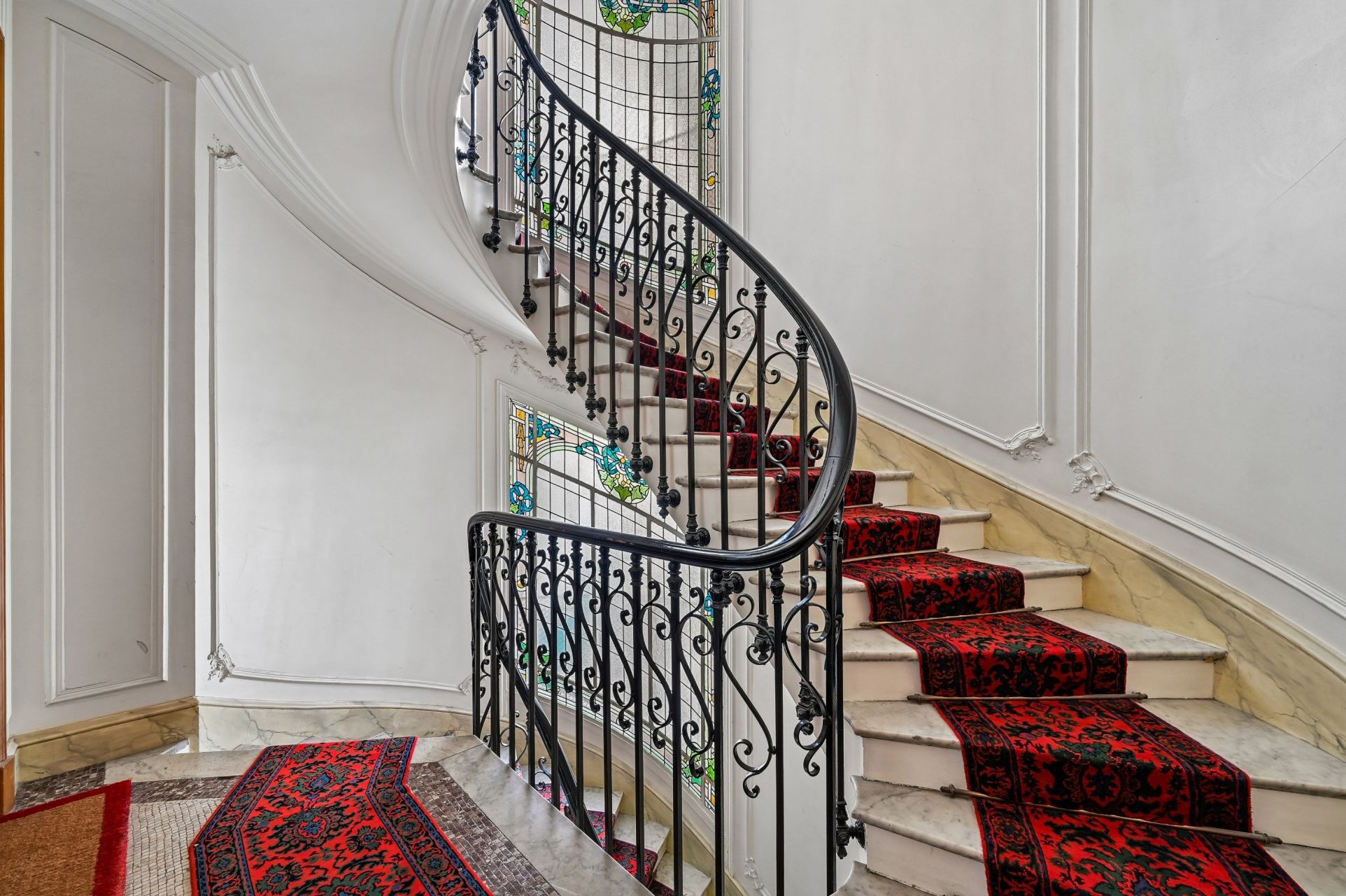 luxury apartment 6 Rooms for sale on PARIS (75007)