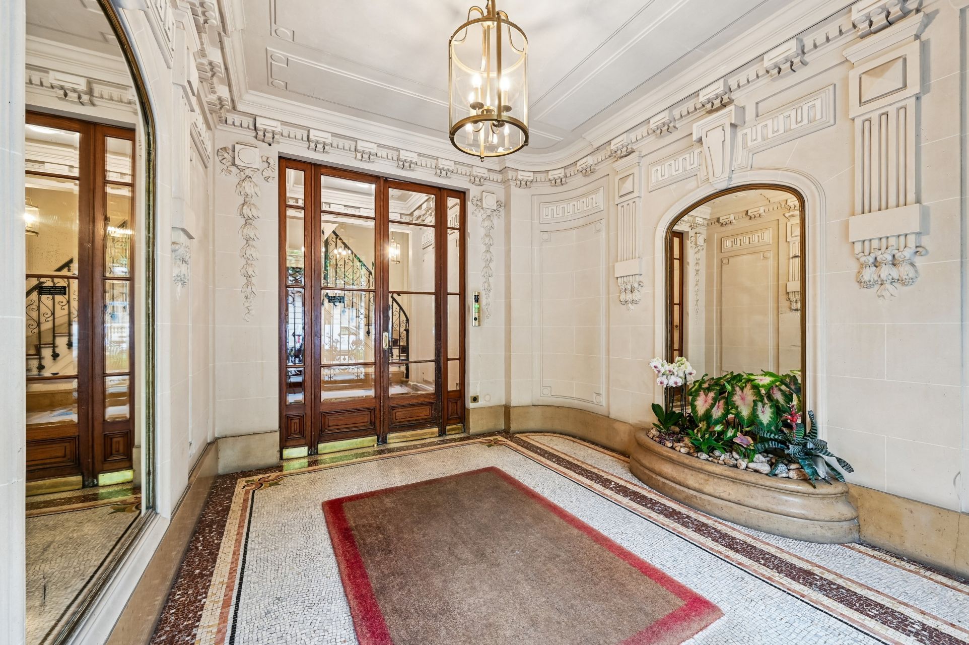 luxury apartment 6 Rooms for sale on PARIS (75007)