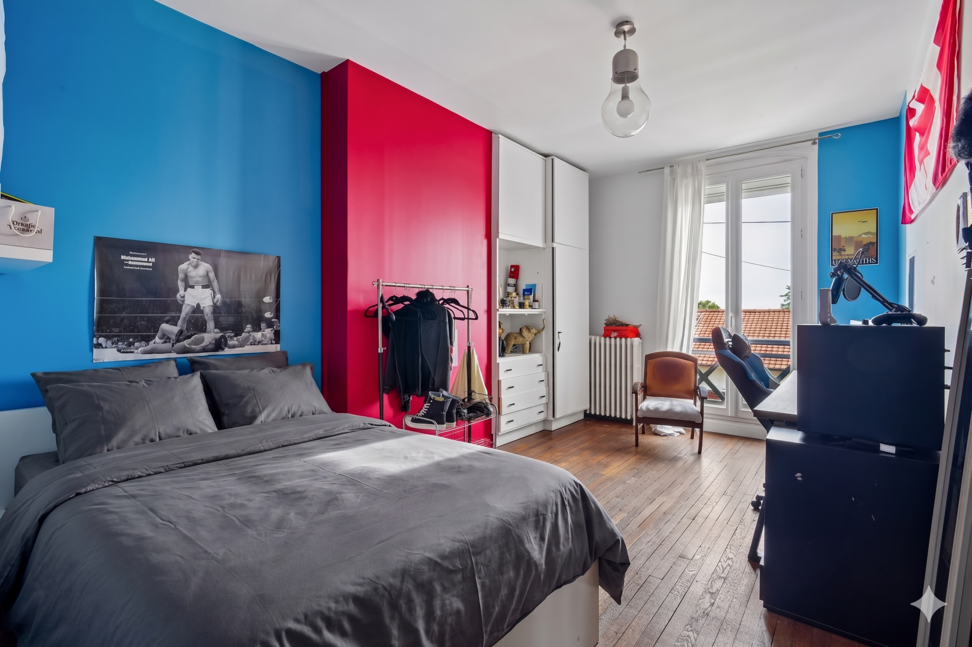 mansion 7 Rooms for sale on NEUILLY PLAISANCE (93360)