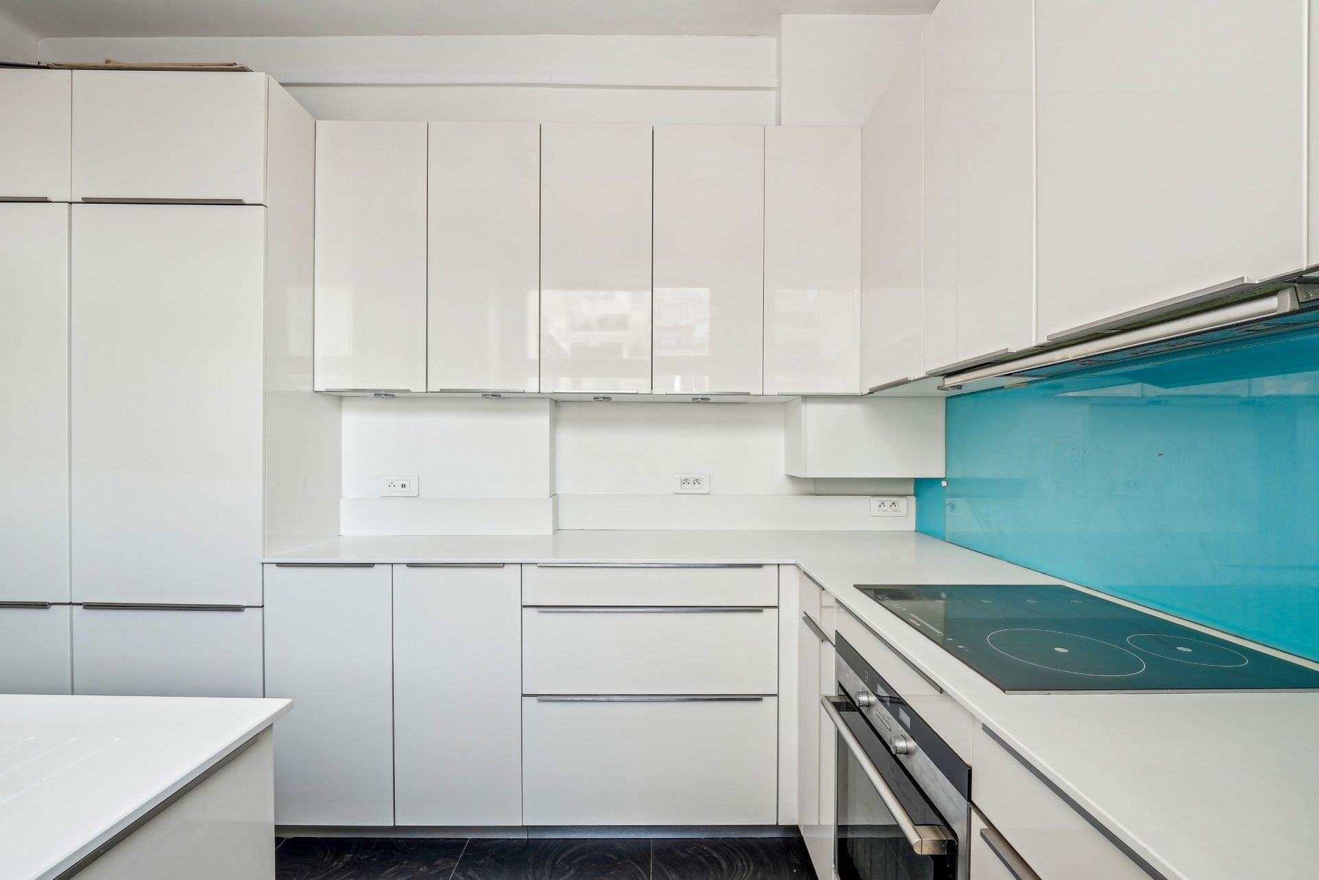 luxury apartment 5 Rooms for sale on PARIS (75016)
