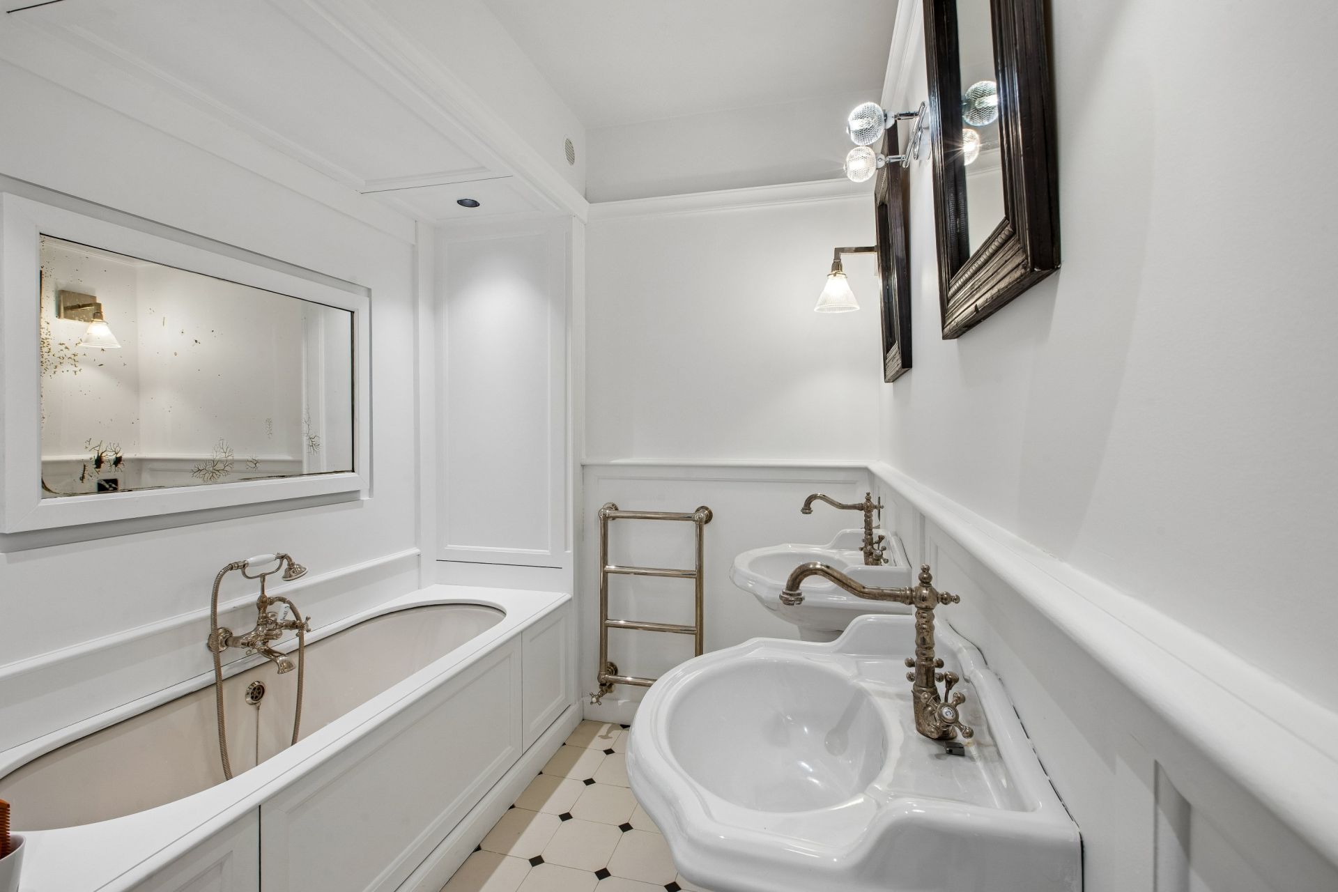 maison de luxe 5 Pièces en vente sur PARIS (75014)