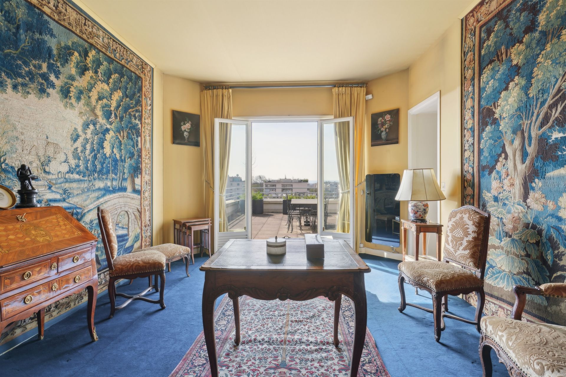 luxury apartment 7 Rooms for sale on NEUILLY SUR SEINE (92200)
