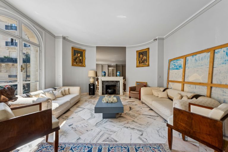 luxury apartment 5 Rooms for sale on PARIS (75016)