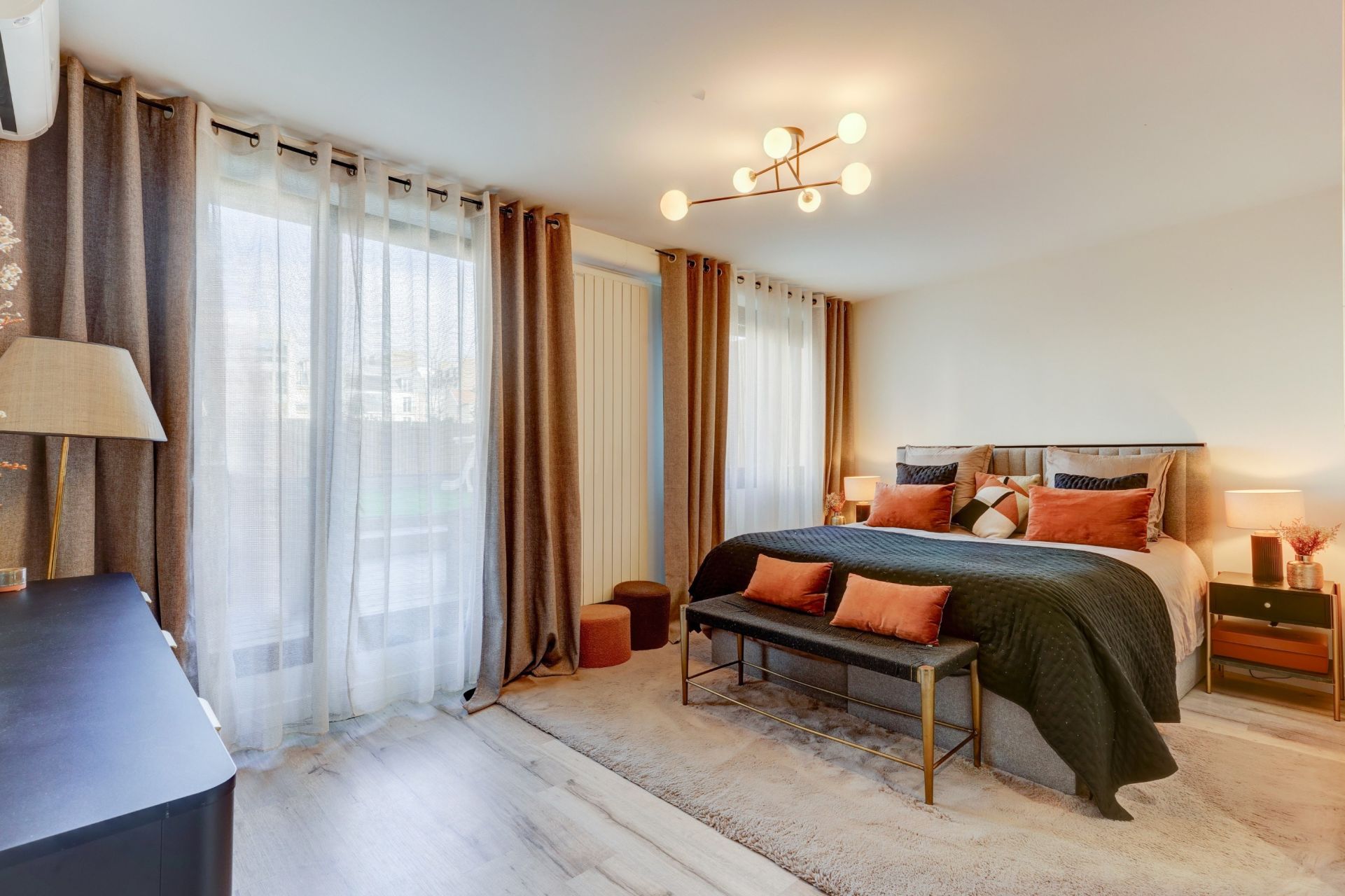 luxury apartment 3 Rooms for sale on NEUILLY SUR SEINE (92200)