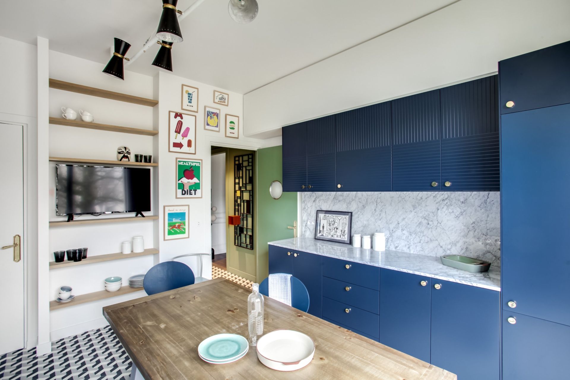 luxury apartment 6 Rooms for sale on PARIS (75016)