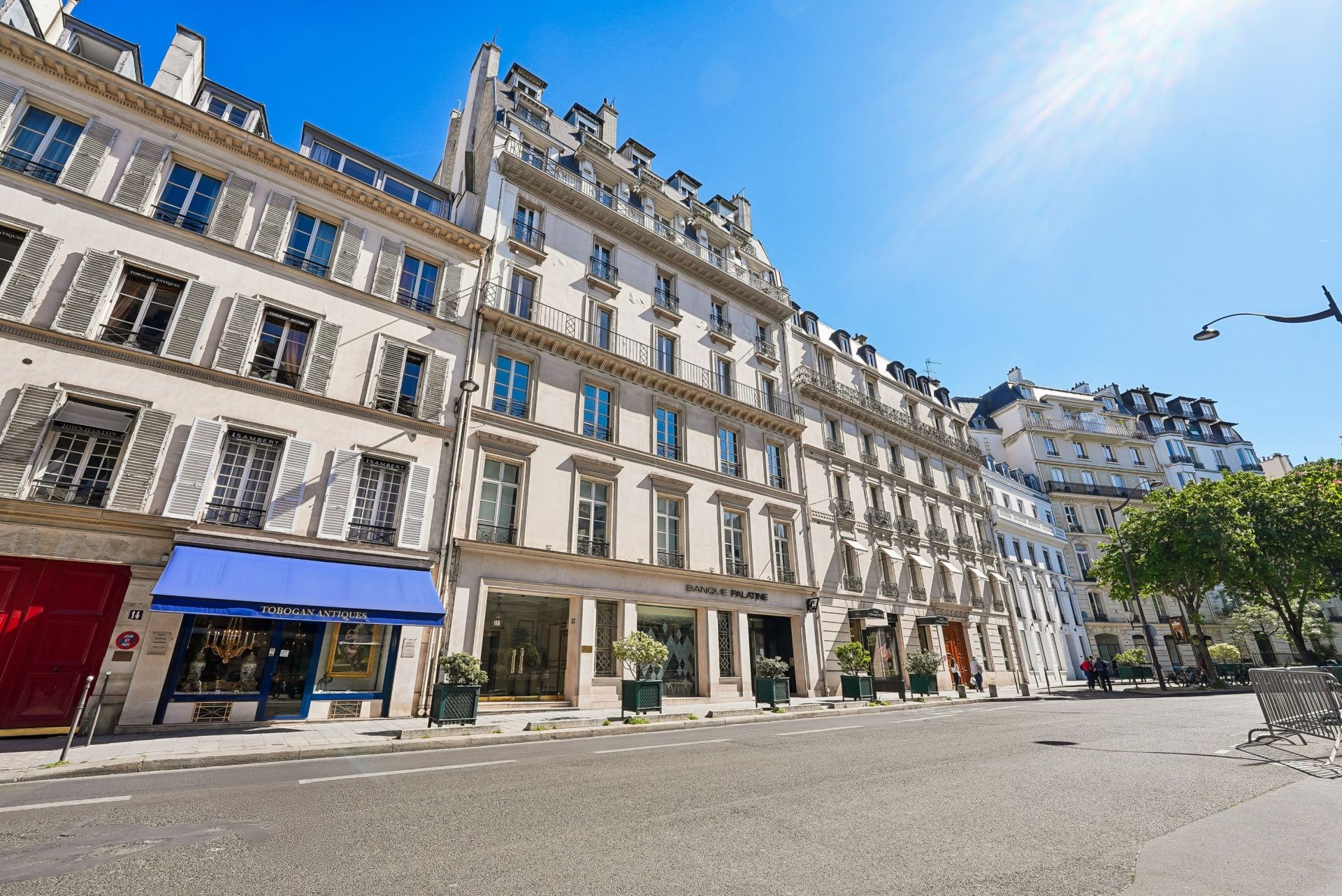 luxury apartment 3 Rooms for sale on PARIS (75008)