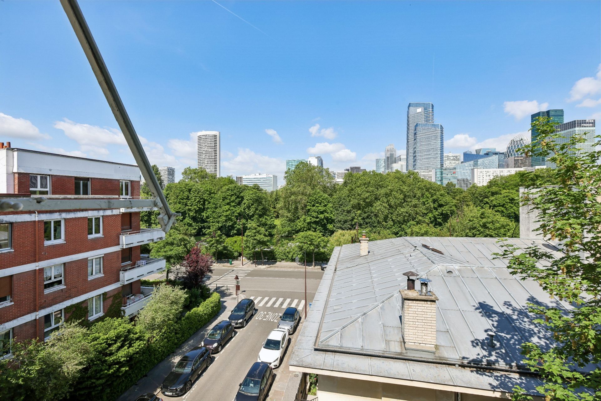 luxury apartment 5 Rooms for sale on NEUILLY SUR SEINE (92200)