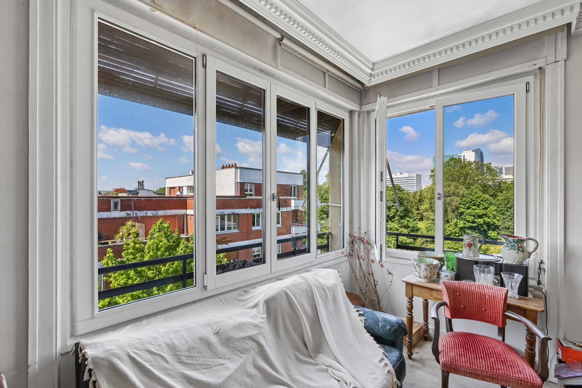 luxury apartment 5 Rooms for sale on NEUILLY SUR SEINE (92200)