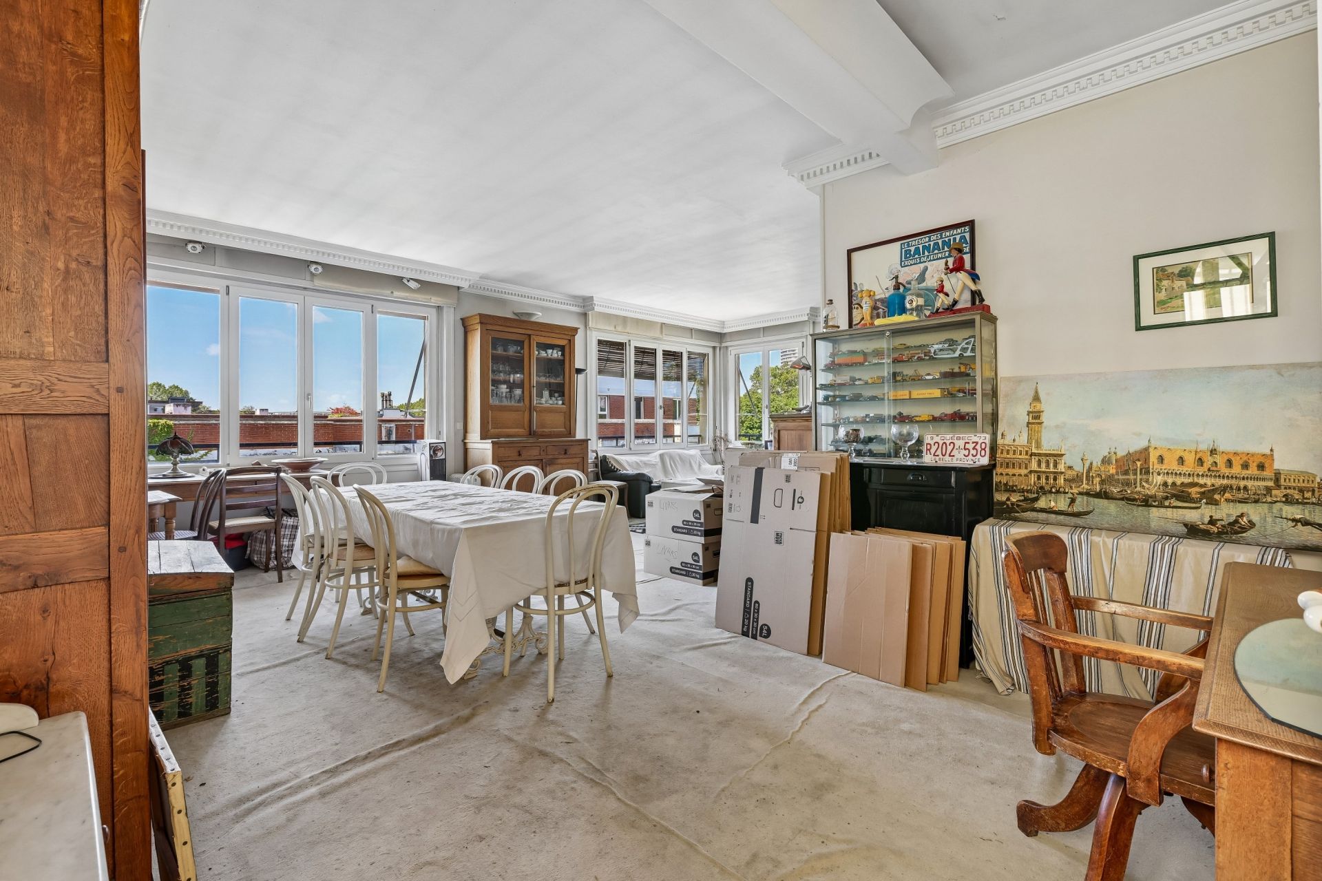 luxury apartment 5 Rooms for sale on NEUILLY SUR SEINE (92200)