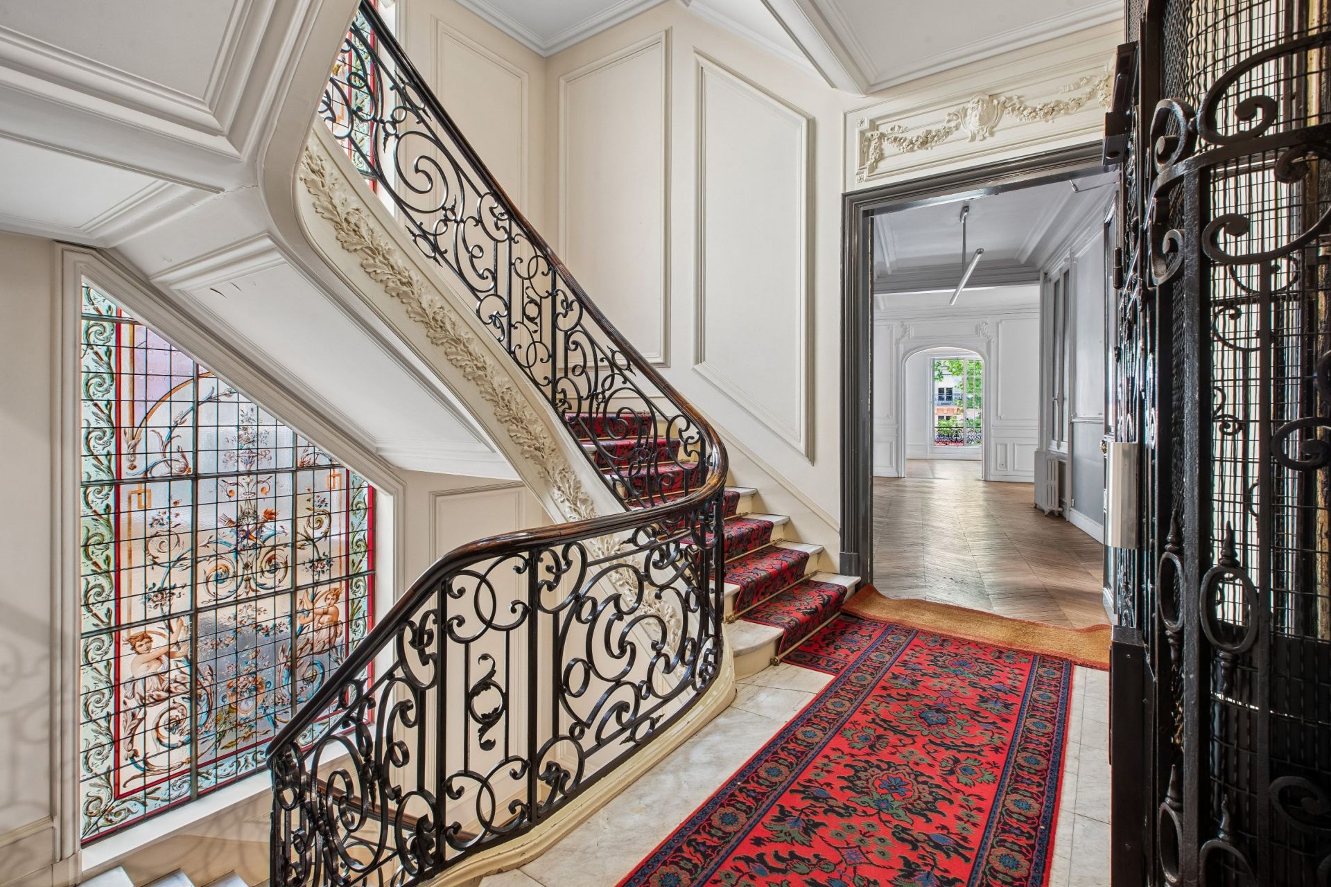 luxury apartment 8 Rooms for sale on PARIS (75008)