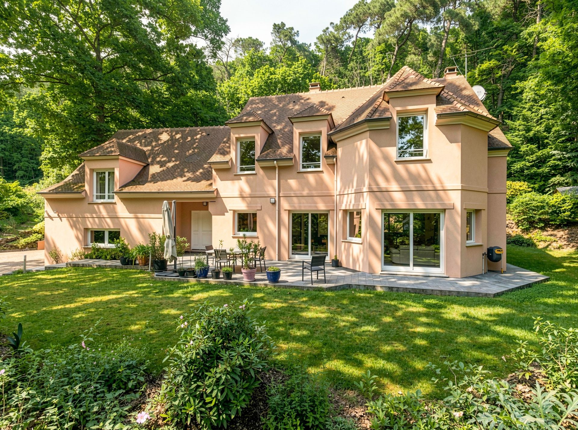 maison de luxe 20 Pièces en vente sur GIF SUR YVETTE (91190)