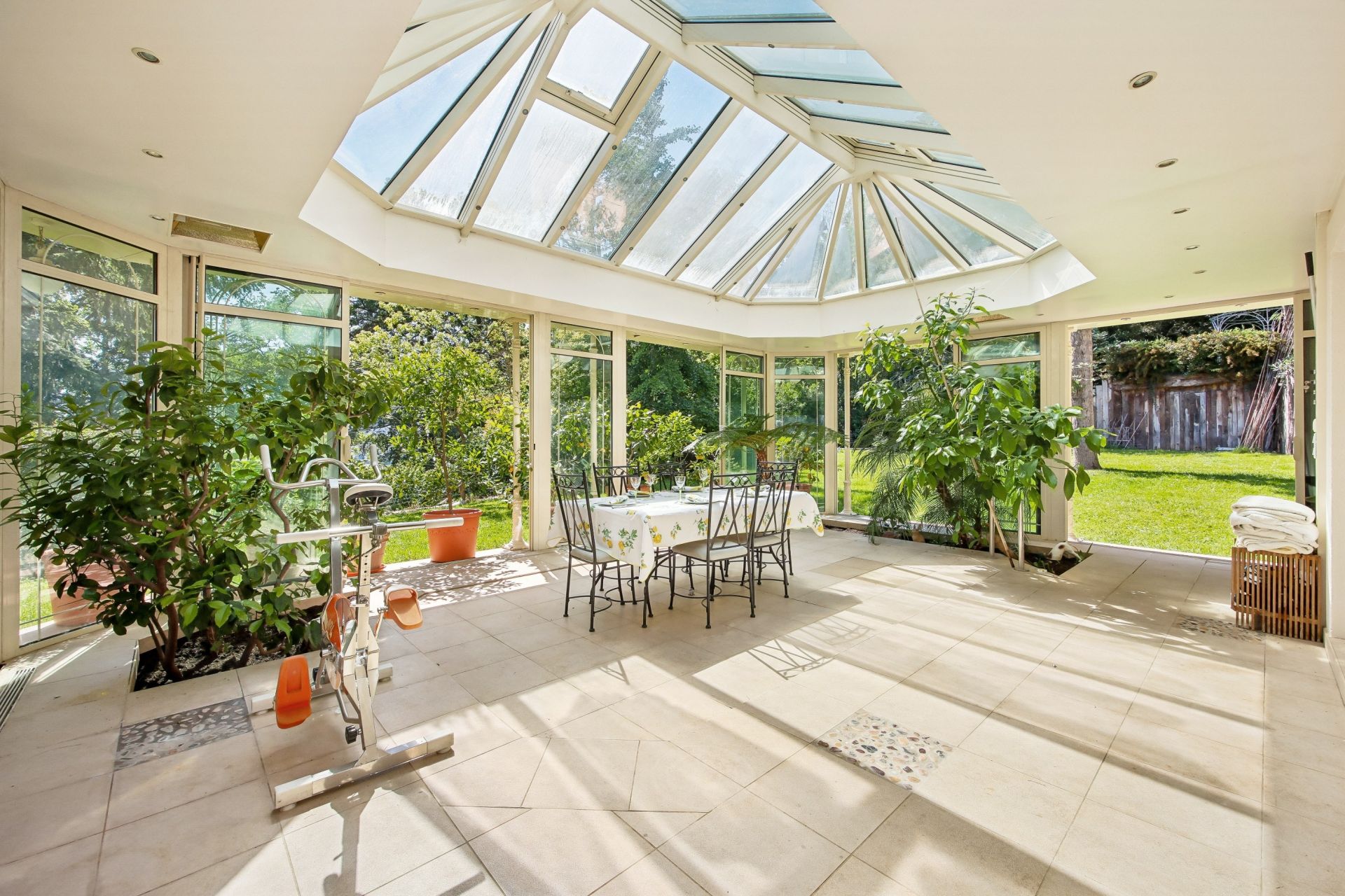 maison de luxe 20 Pièces en vente sur GIF SUR YVETTE (91190)