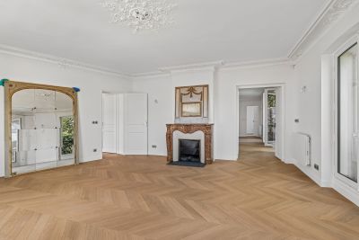 Sale Luxury apartment Paris 3 7&nbsp;Rooms 145.05&nbsp;m²