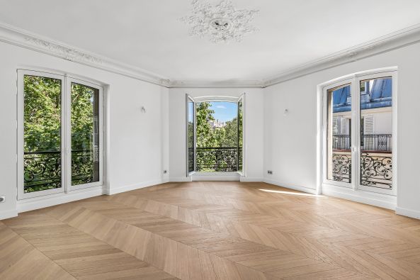 Vente Appartement de luxe Paris 3 7&nbsp;Pièces 145.05&nbsp;m²
