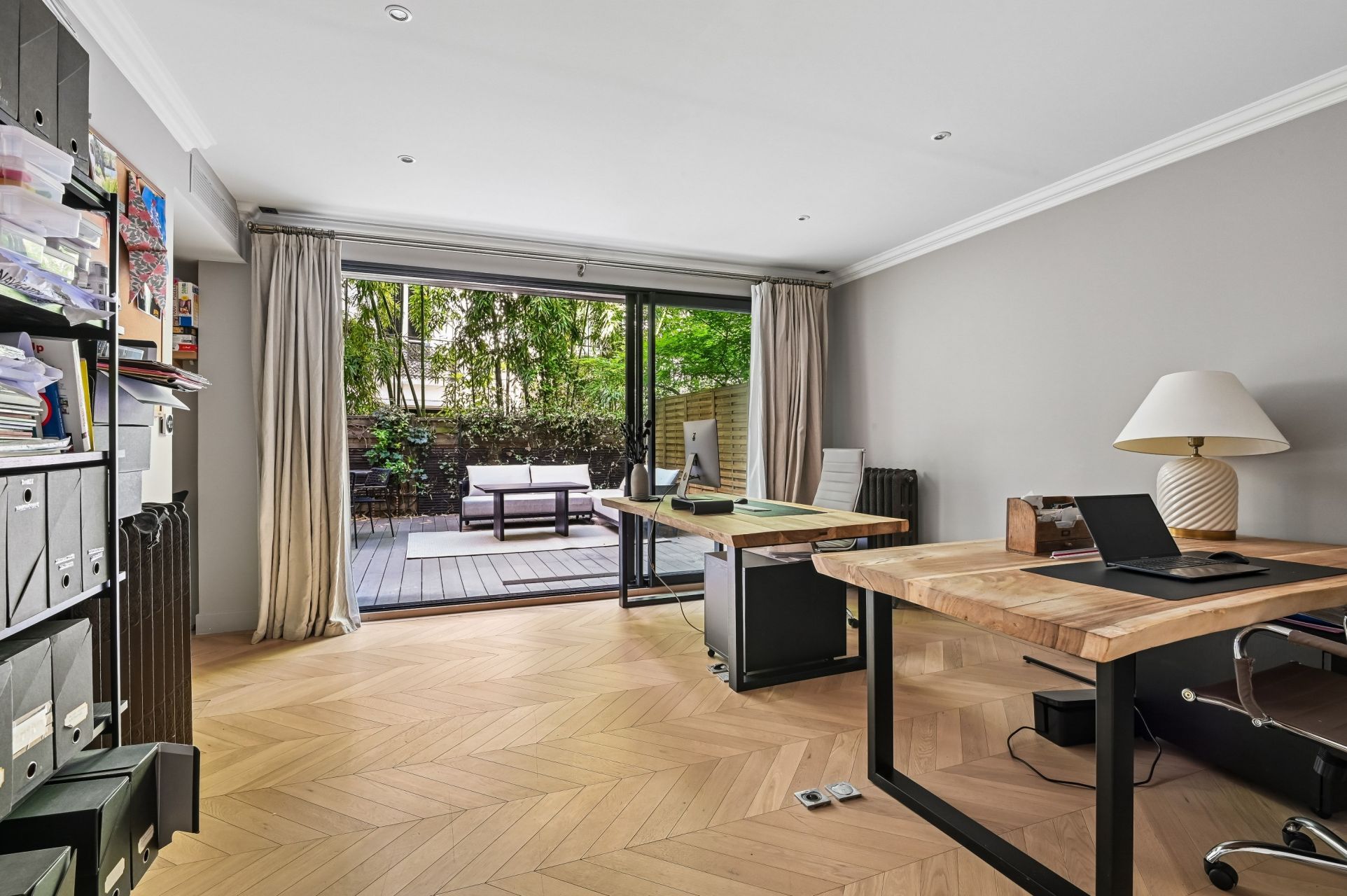 mansion (hôtel particulier) 9 Rooms for sale on NEUILLY SUR SEINE (92200)