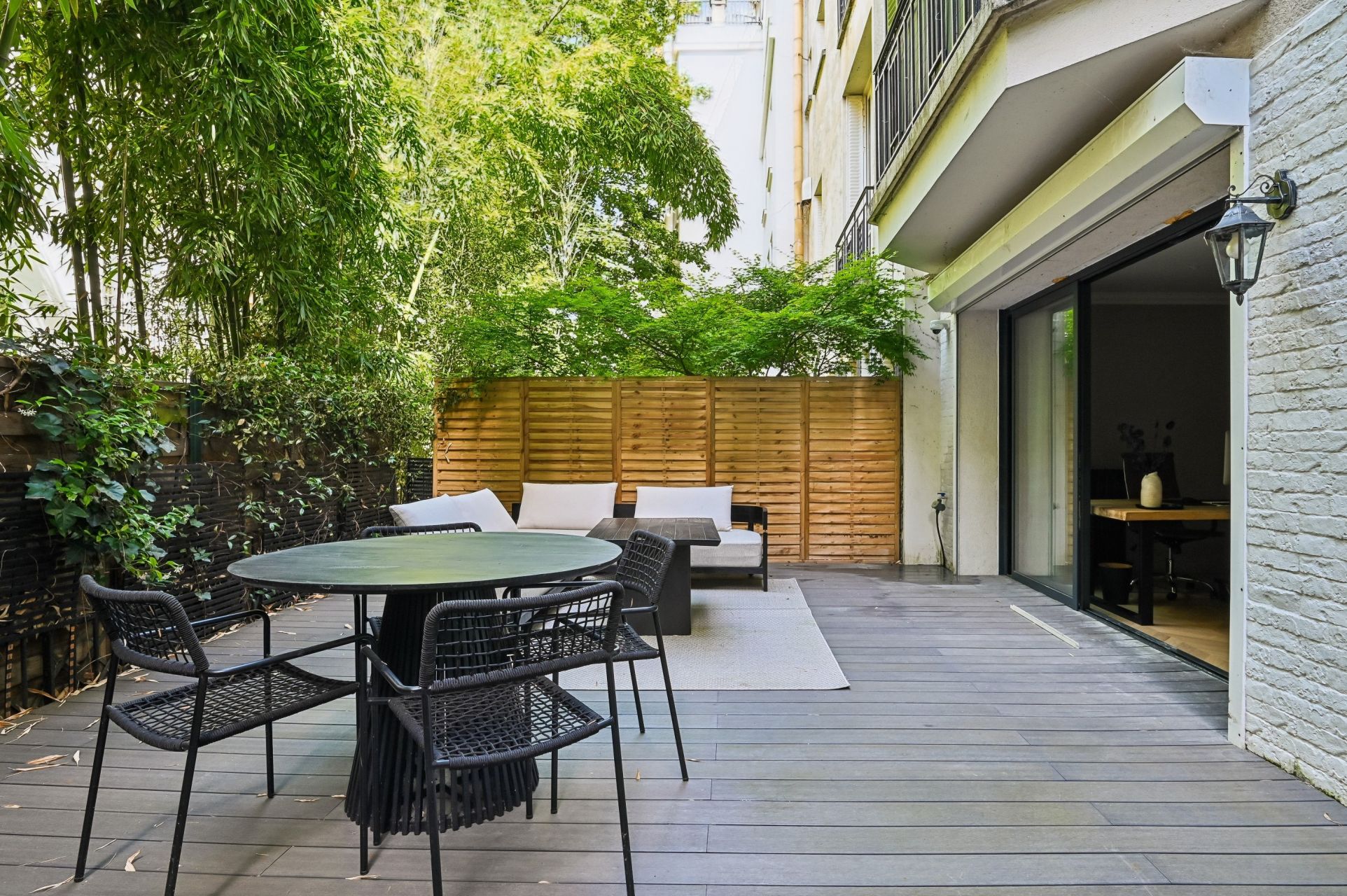 mansion (hôtel particulier) 9 Rooms for sale on NEUILLY SUR SEINE (92200)