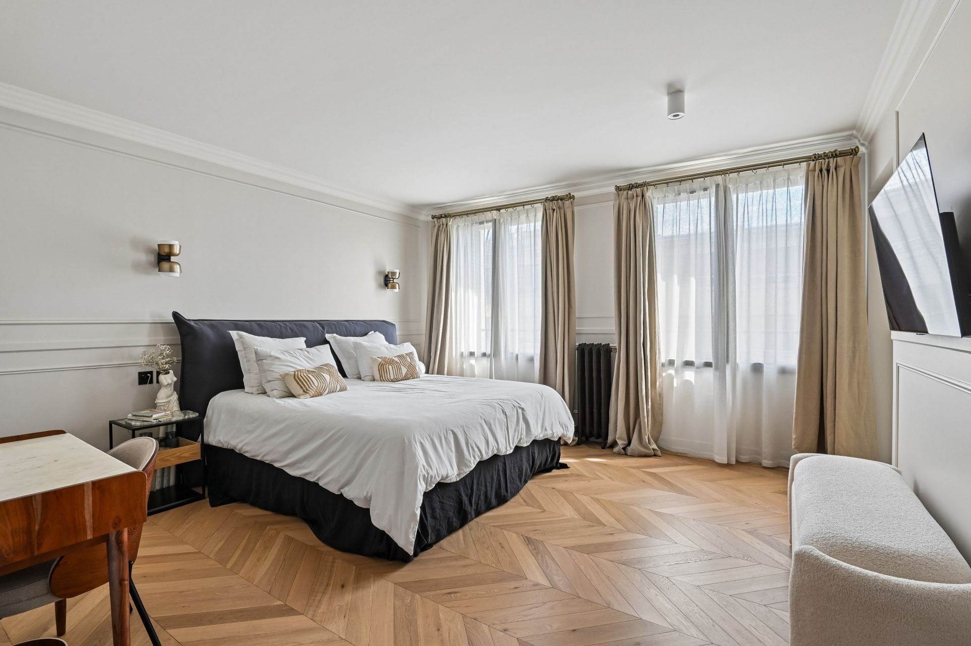 mansion (hôtel particulier) 9 Rooms for sale on NEUILLY SUR SEINE (92200)