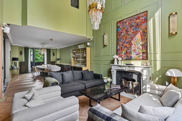Sale Mansion (hôtel particulier) Neuilly-sur-Seine 9&nbsp;Rooms 410&nbsp;m²