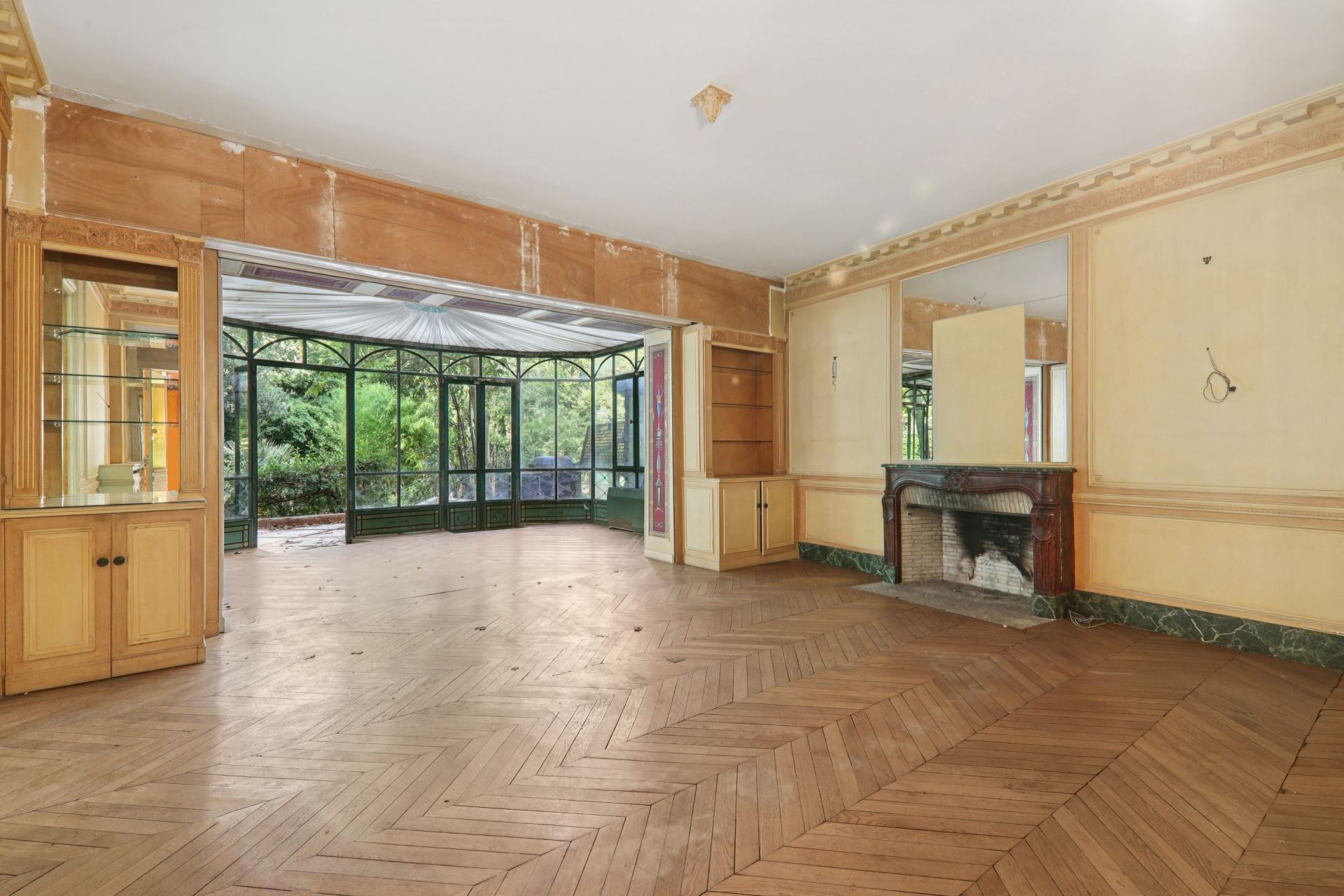 mansion (hôtel particulier) 15 Rooms for sale on PARIS (75016)