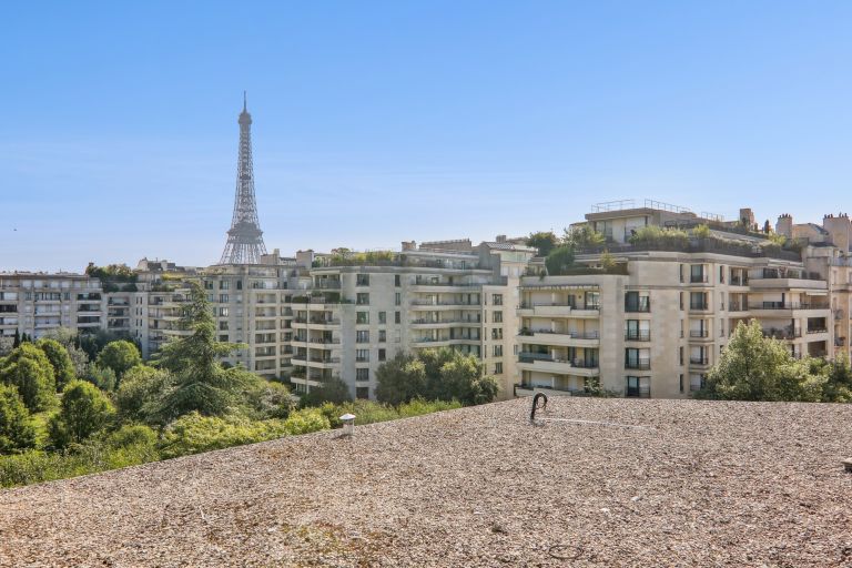 mansion (hôtel particulier) 15 Rooms for sale on PARIS (75016)