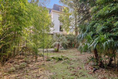 Sale Mansion (hôtel particulier) Paris 16 15&nbsp;Rooms 530.95&nbsp;m²