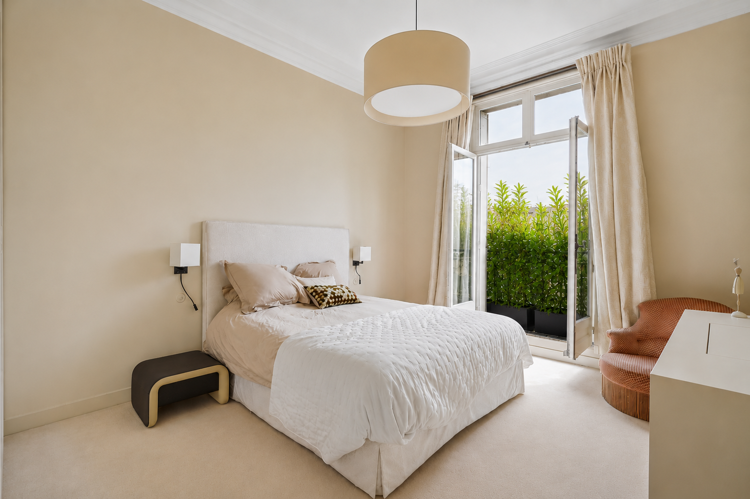luxury apartment 9 Rooms for sale on NEUILLY SUR SEINE (92200)