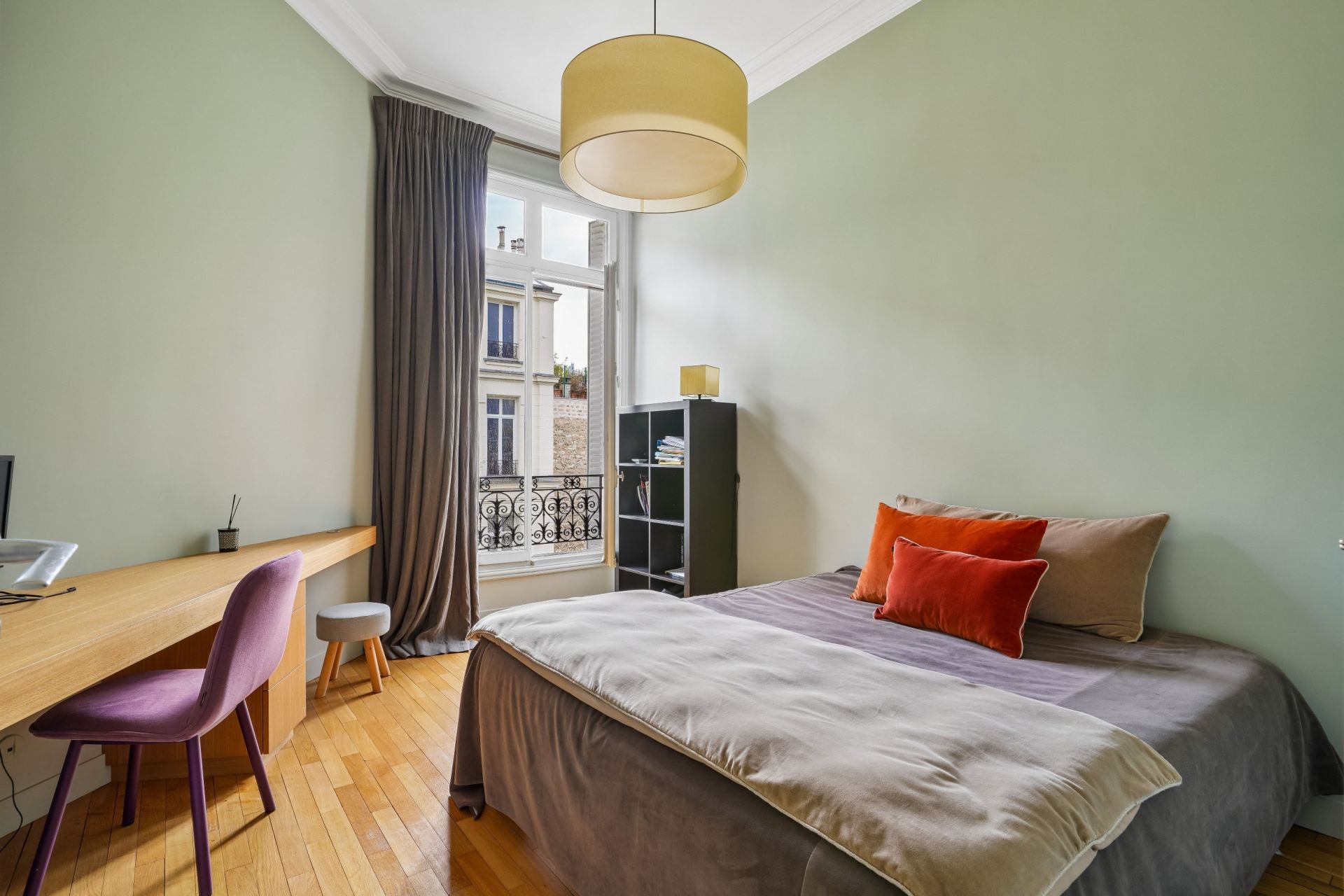luxury apartment 9 Rooms for sale on NEUILLY SUR SEINE (92200)