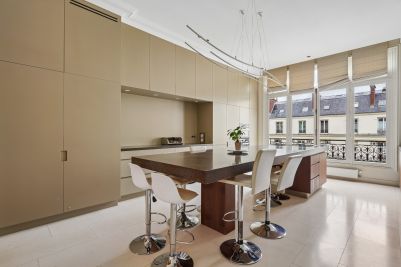 Sale Luxury apartment Neuilly-sur-Seine 9&nbsp;Rooms 291&nbsp;m²