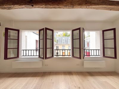 Sale Luxury apartment Paris 3 2&nbsp;Rooms 54.1&nbsp;m²